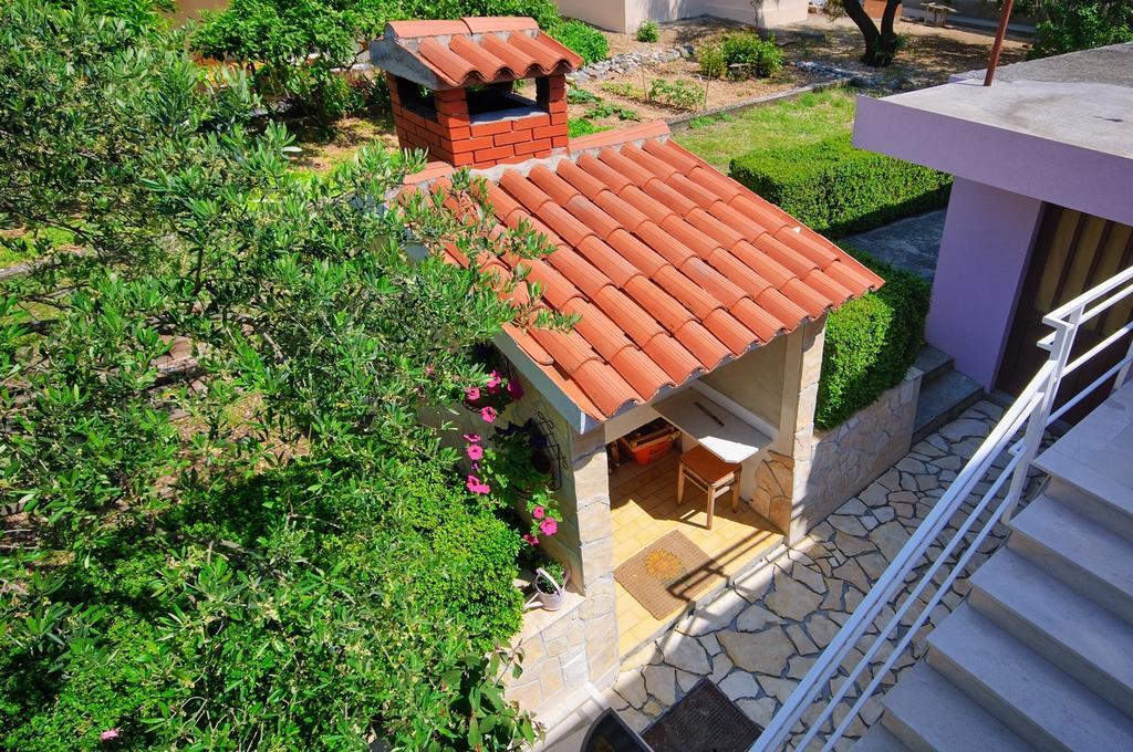 Apartments Villa Lilla Baška Voda Eksteriør bilde