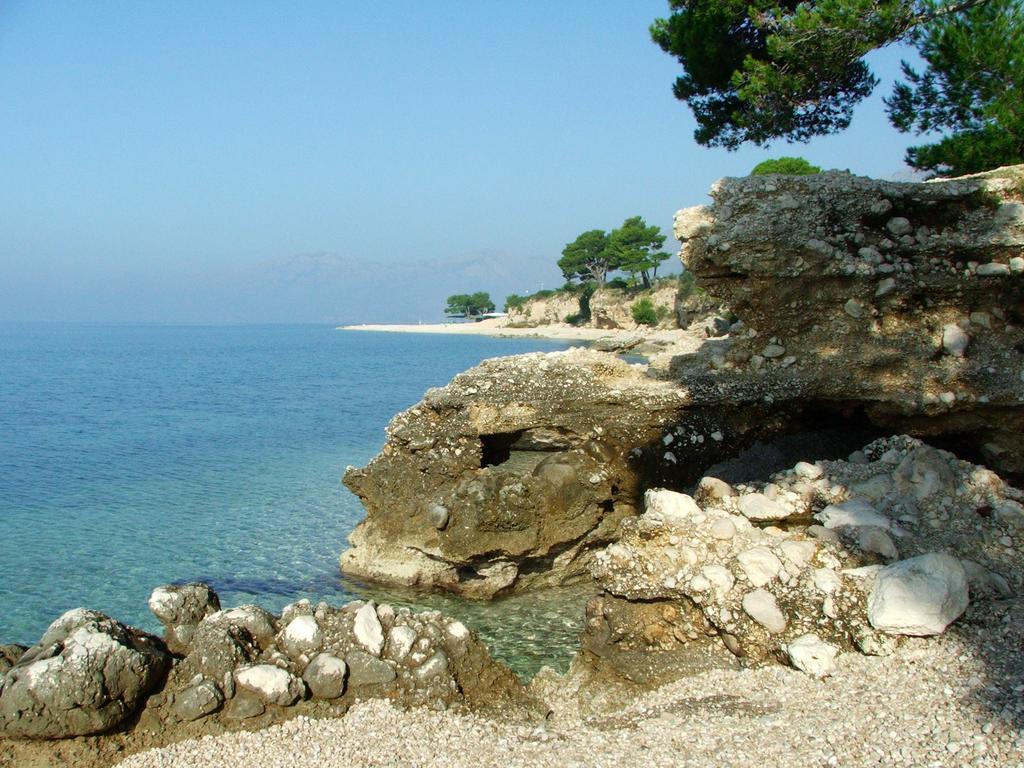 Apartments Villa Lilla Baška Voda Eksteriør bilde