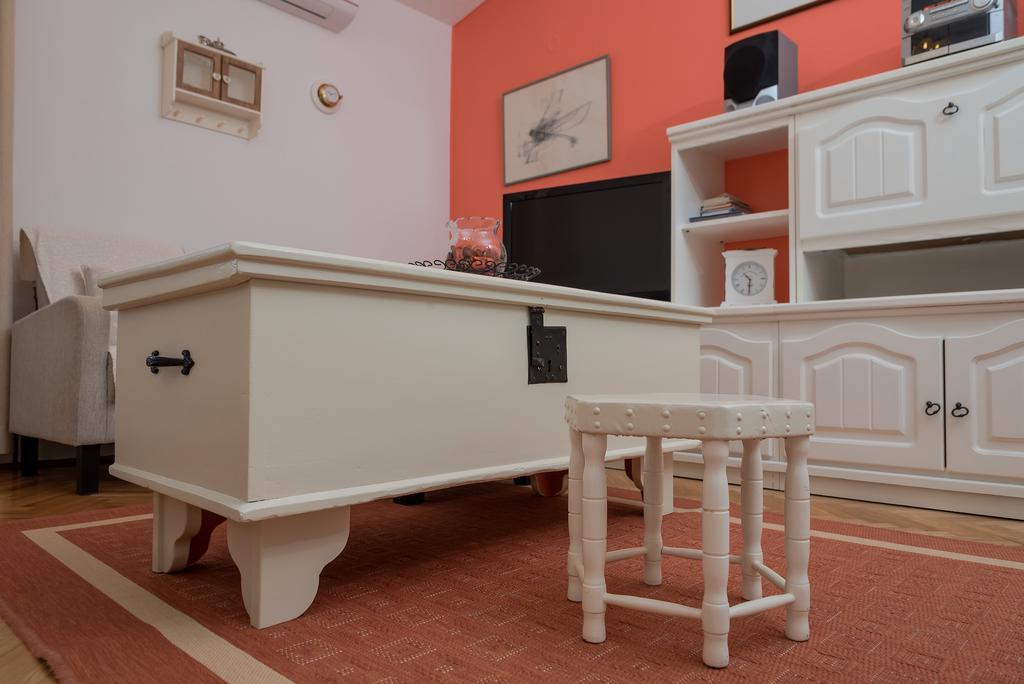 Apartments Villa Lilla Baška Voda Eksteriør bilde